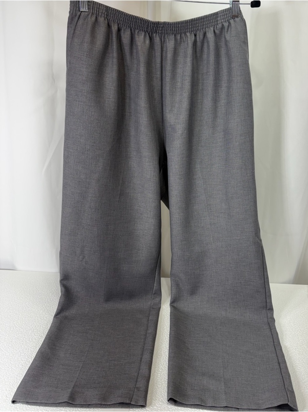 Alfred Dunner Gray Pull-On Wide-Leg Trousers 2832